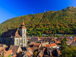 village-brasov-roumanie